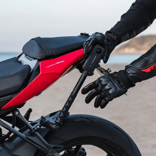 Insta360 Motorcycle U-Bolt Mount - 3